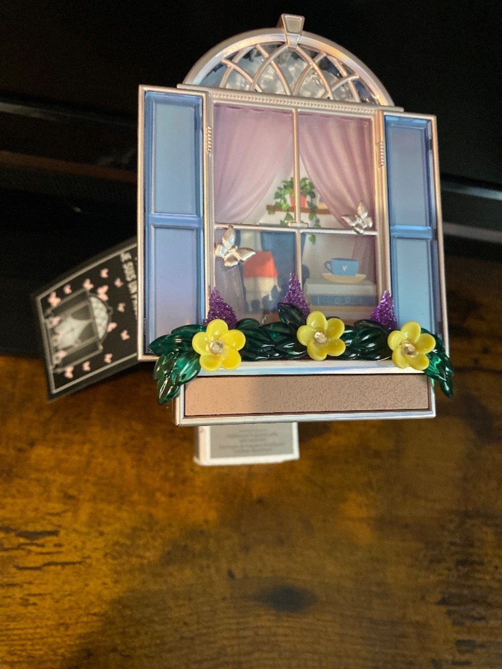 Butterfly 🦋 Projector & Light up WallFlower Plug in- NWT